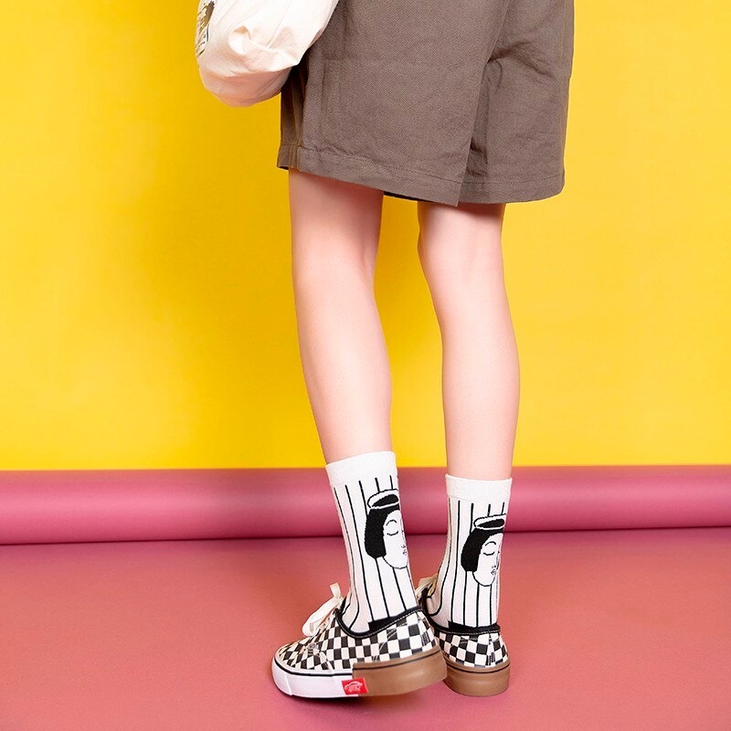 White Black Striped Plaid Japanese Girls Socks Face Print Cotton Women Crew Socks Fashion Design Simple Female Socks