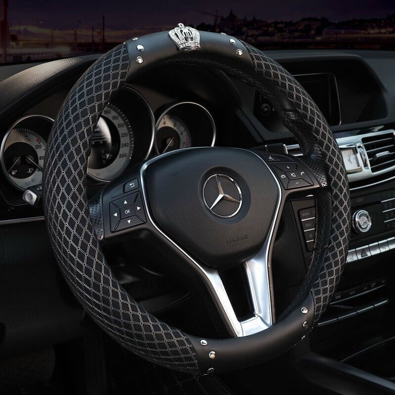 Bọc vô lăng đính đá  decor thiên nga,vương miện, chanel, bọc vô lăng xe hơi