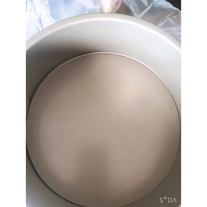 [Giảm giá sốc] khuôn tròn chống dính vàng 16cm và 20cm ( kèm ảnh thật)