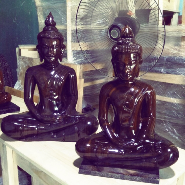 Tượng Phật Gỗ Quý