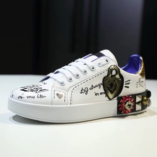 Giày thể thao DG các kiểu