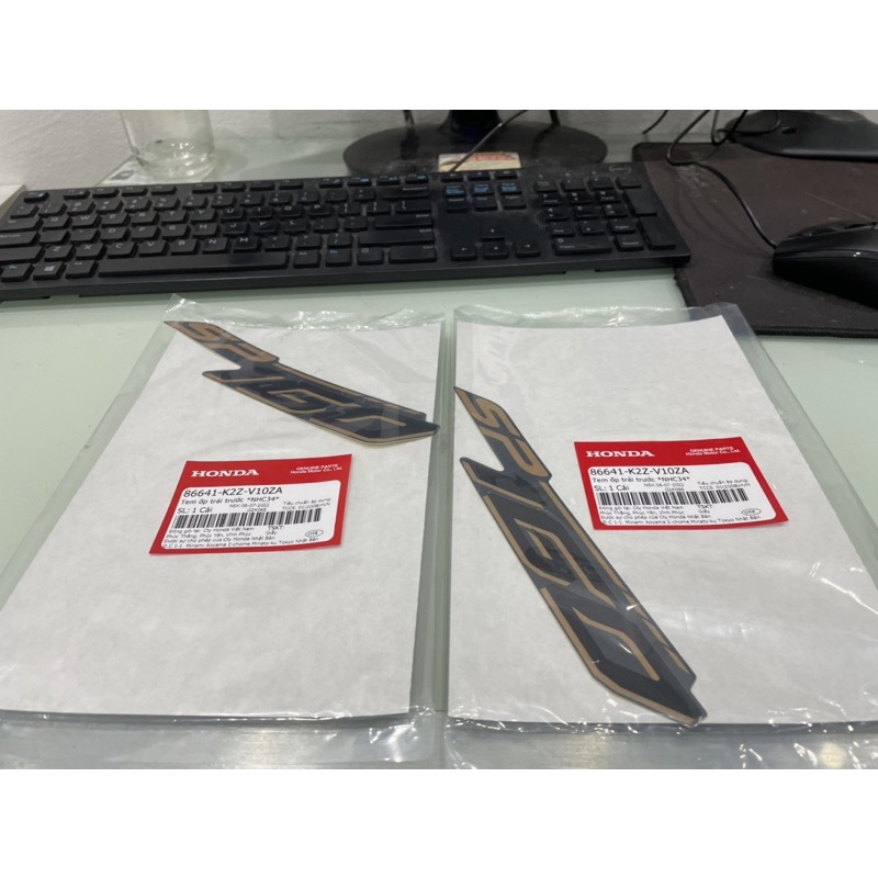 Tem 160 bản đặc biệt ab 160Tem ốp trái trước\hàng chính hãng honda