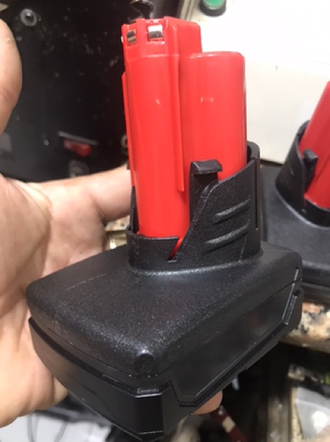 Pin dóng Milwaukee 12V SS25R