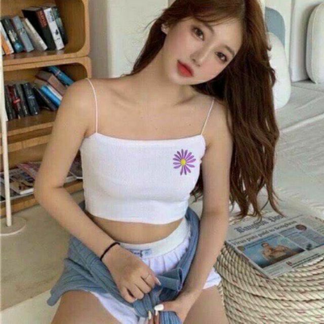 Áo 2 dây thêu hoa cúc một bên siêu đẹp lại rẻ