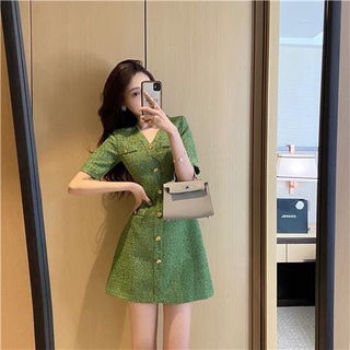 Đầm chiết eo dáng ôm phong cách Pháp thời trang xuân hè 2022 cho nữ