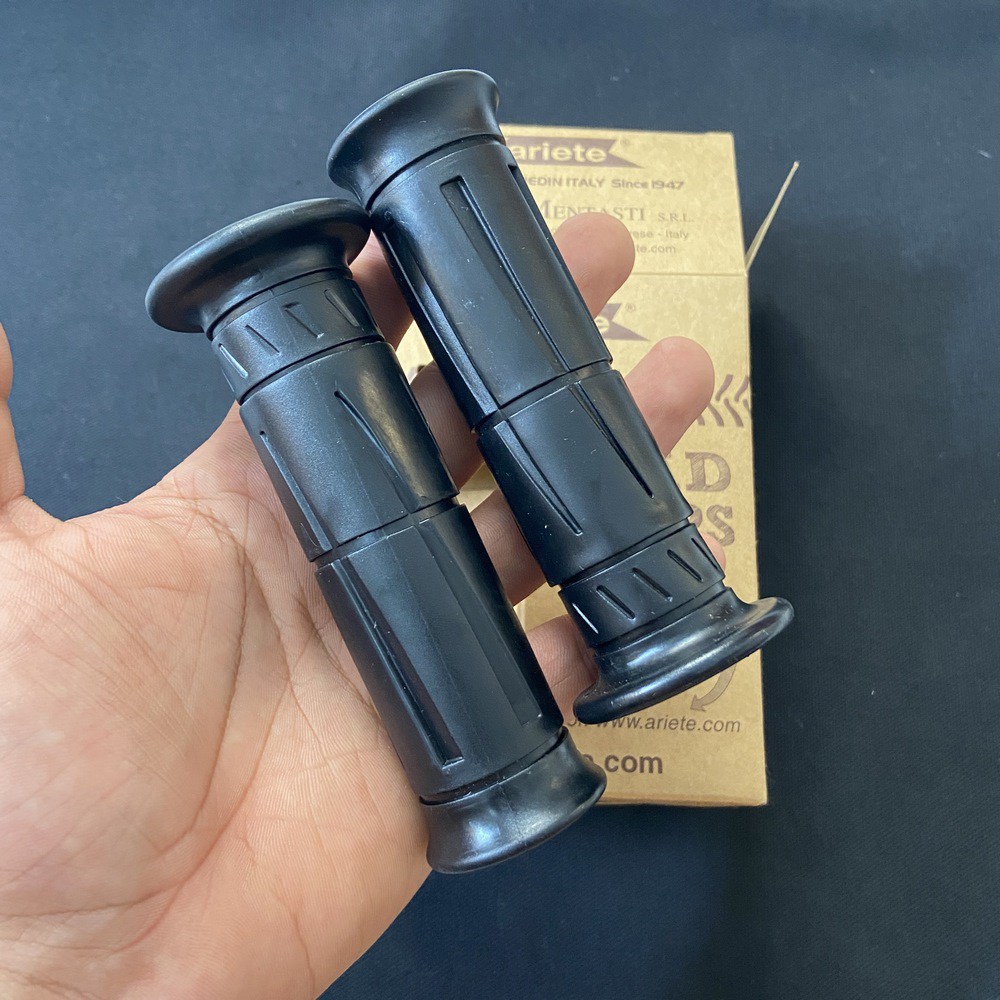 [XẢ KHO] ( MẪU Z1000 ) BAO TAY ROAD GRIPS MẪU Z1K CAO SU CAO CẤP SIÊU MỀM MẠI