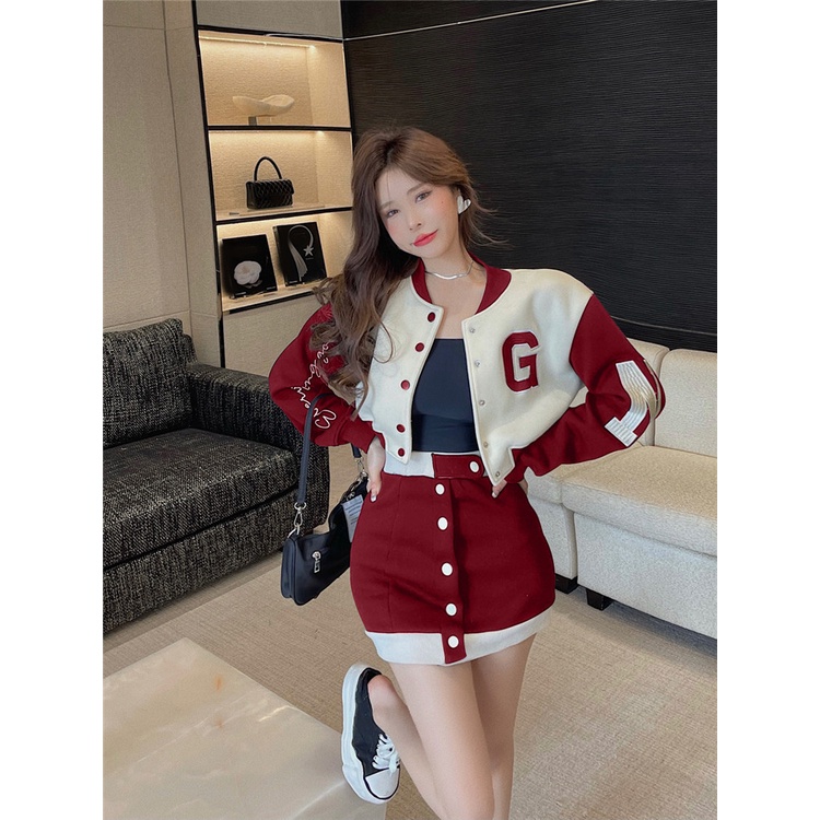 Bộ đồ thể thao áo khoác croptop tay dài bóng chày cài nút + váy ngắn dáng ôm lưng cao đường phố đen đỏ ulzzang