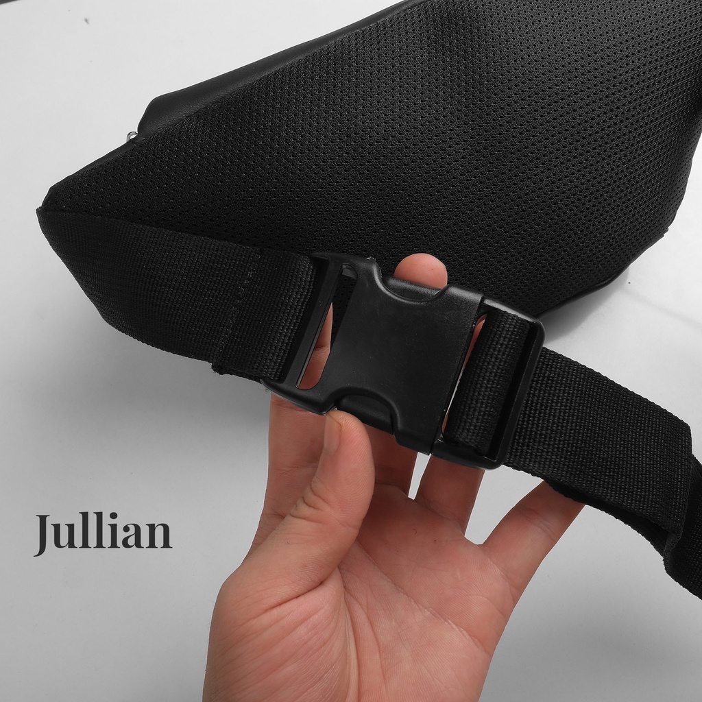 Túi đeo chéo nam nữ WAISTBAG KARL CAT NEW HOT 2023 - Da simili