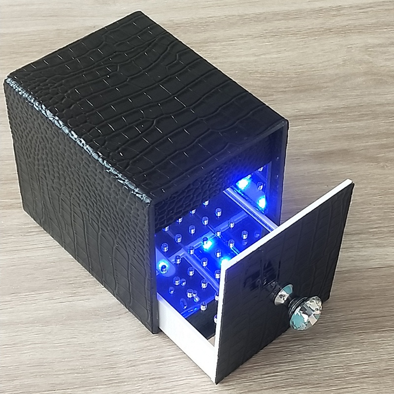 Hộp Khử Trùng Dụng Cụ Làm Móng Bằng Tia UV Có Thể Sạc Lại Tiện Dụng