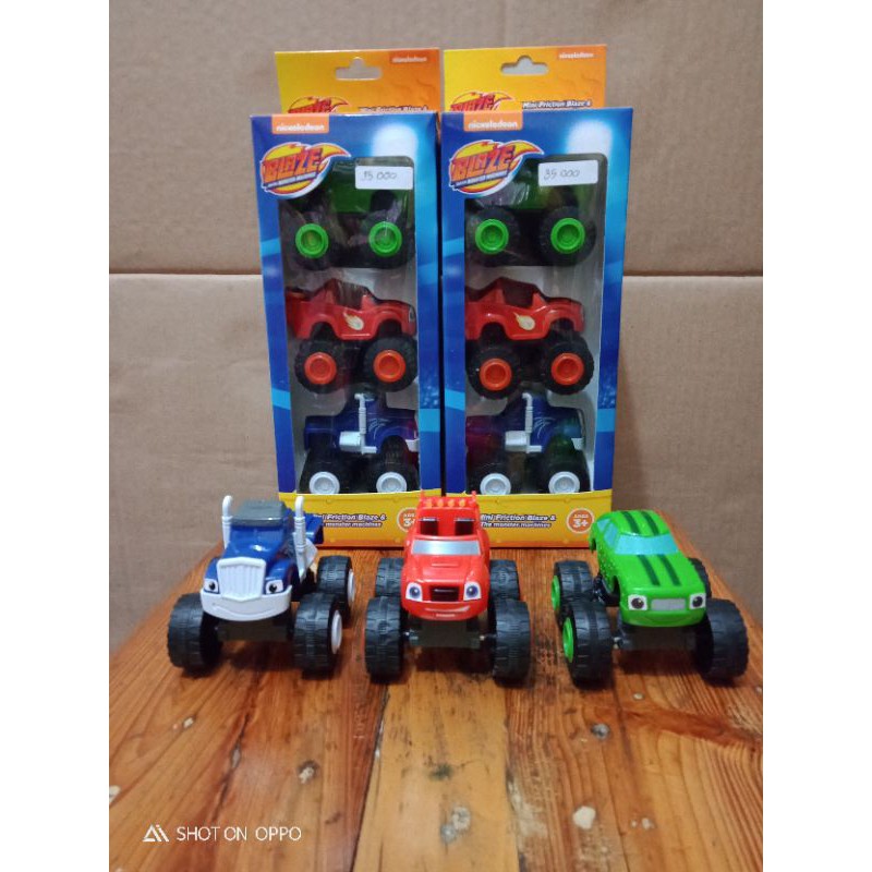 Set 3 Xe Tải Đồ Chơi Cho Bé