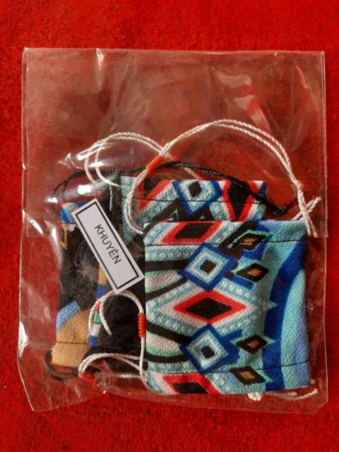 Túi đựng chim khuyên