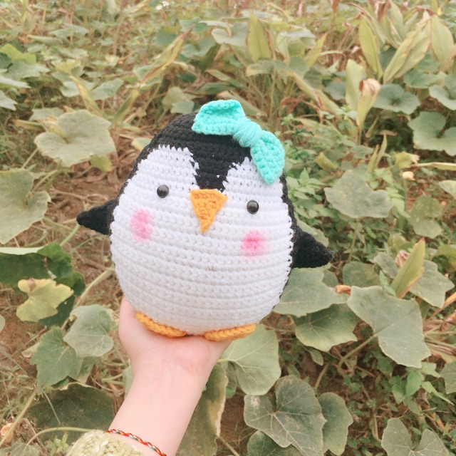 Chú chim cánh cụt ú ụ