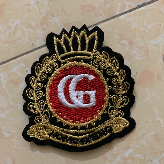 Sticker thêu logo gg