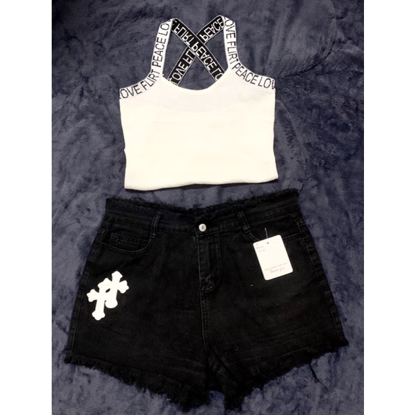 Quần jeans hè thiết kế độc lạ