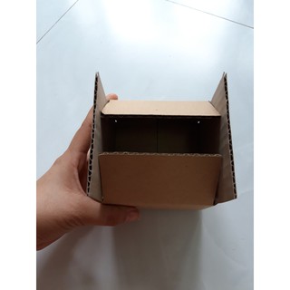 100hộp 10x10x5 cm