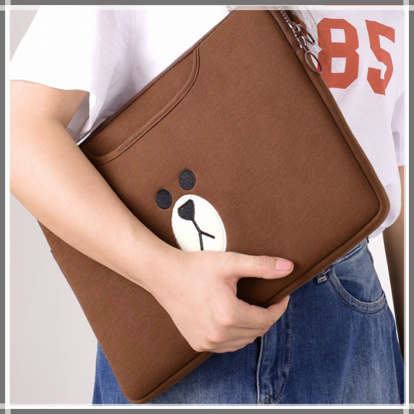 Túi chống sốc laptop Macbook gấu Brown Hàn Quốc có quai cầm