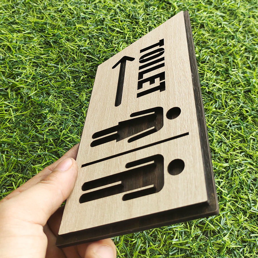 Bảng toilet gỗ treo nhà vệ sinh - Bảng chỉ dẫn toilet nam nữ chất lượng