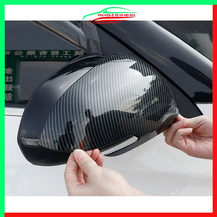 Ốp gương chiếu hậu Sonet 2021-2023 vân Cacbon bảo vệ chống trầy trang trí làm đẹp xe
