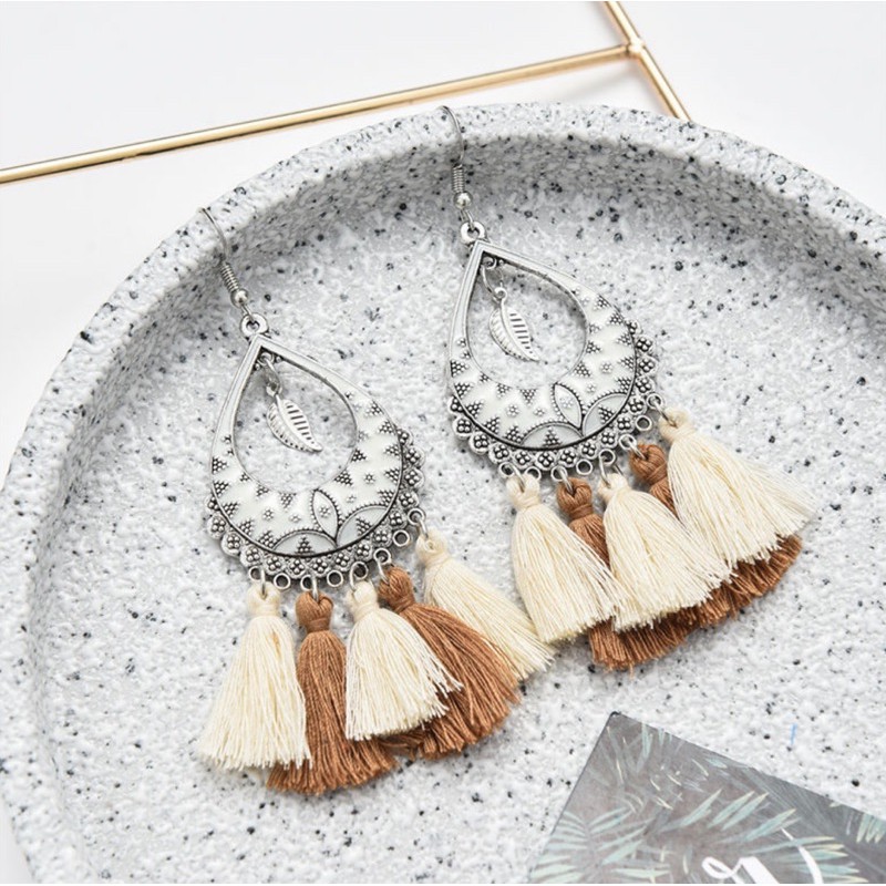 Khuyên tai bông tua rua phong cách bohochic vintage hoạ tiết độc đáo phụ kiện du lịch đi biển bohomian retro Lenvintage