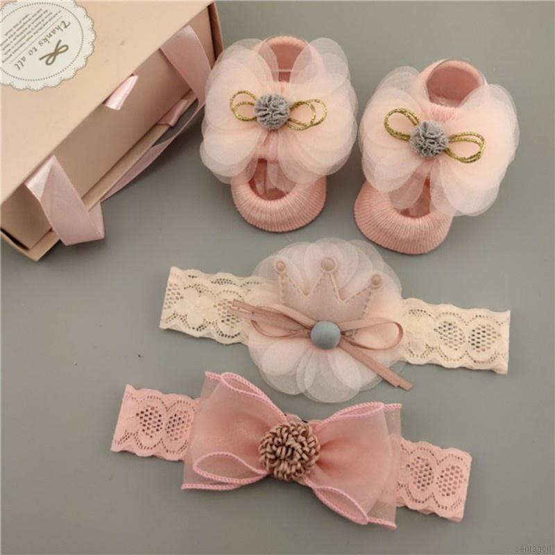 Set 3 Đôi Vớ Cotton + Băng Đô Ren Hoa Hoạ Tiết Hoạt Hình Dễ Thương Cho Bé Sơ Sinh