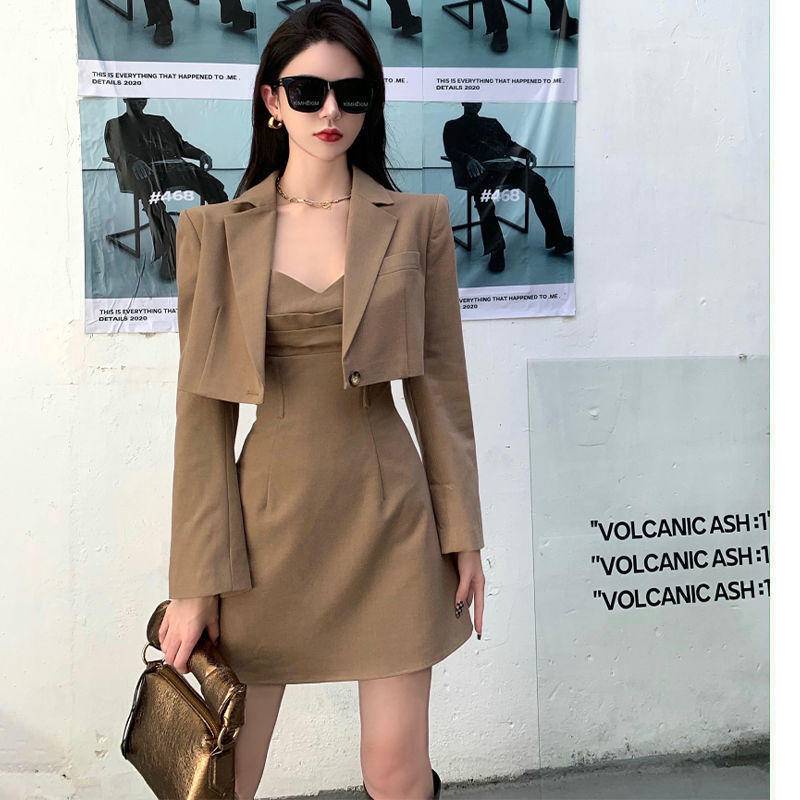 Áo Trễ Vai Một Bên Vai Áo Nữ Tay Dài Ngọt Ngào Và Gợi Cảm Dễ Phối Đồ Mới 2022