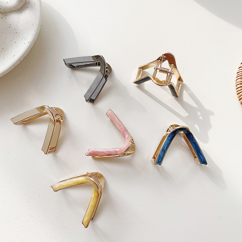 Kẹp tóc hình chữ V phong cách Hàn Quốc trẻ trung cho nữ