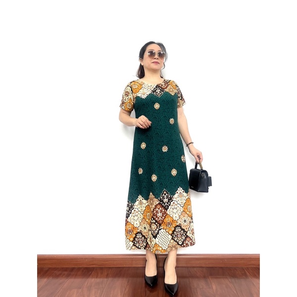 Đầm trung niên nữ,Chất liệu Lanh lụa cao cấp, Hoạ tiết hoa chân sang trọng cho quý bà