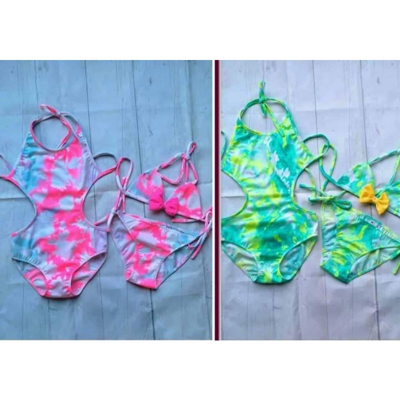Bikini loang màu cho bé