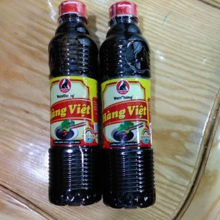 combo 2 chai nước tương Hàng Việt x 500 ml đồ chấm chính hiệu lâu năm con mèo đen chay mặn dùng được chiên xào kho hấp