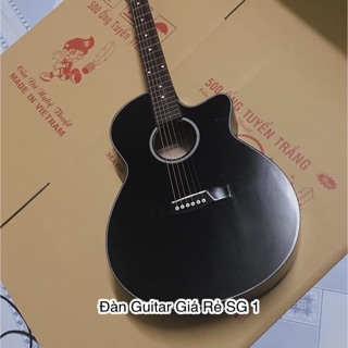 Đàn guitar acoustic màu đen
