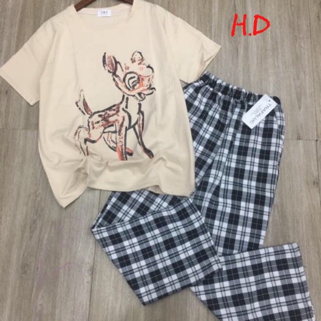 Set áo thun quần sọc hottrend