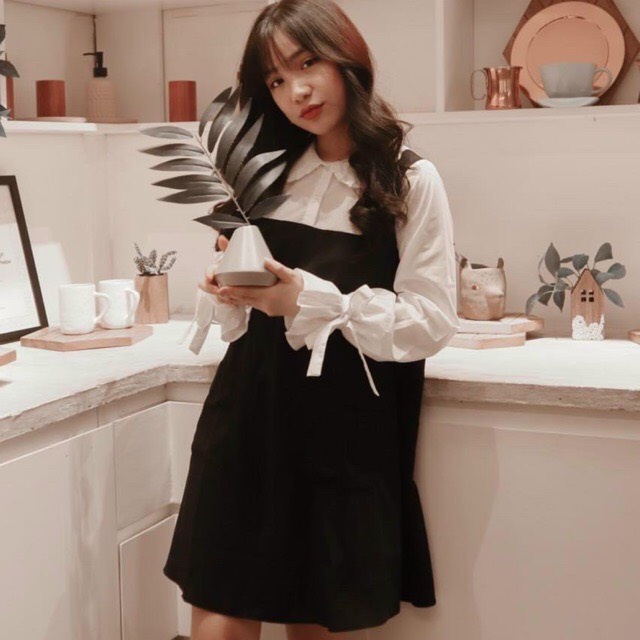 VÁY THẮT NƠ TAY DÁNG SUÔNG 2 MÀU SIÊU XINH