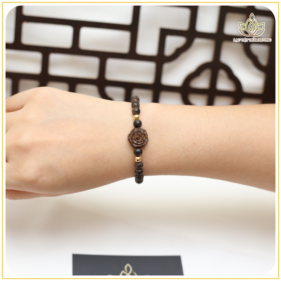 Vòng Tay Trầm Hương INDO Hạt 6MM Mix Hoa Hồng - Vòng Trầm Hương INDO Dó Dây Xịn VIP Cao Cấp Lạc Việt Trầm Hương