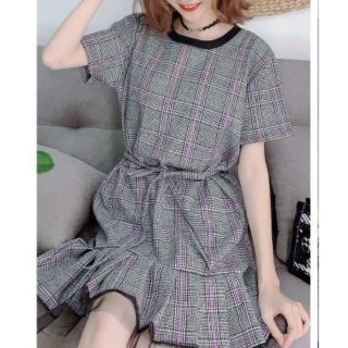 Đầm suông chất vải bố dày dặn