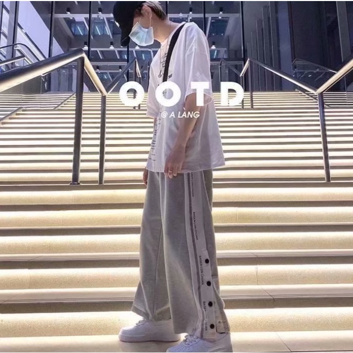 Quần Thể Thao Ống Rộng Phối Hàng Nút Thời Trang Hàn Quốc Cho Nam