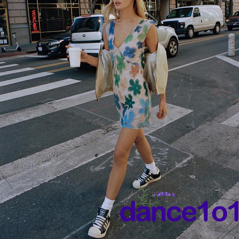 ❃Wa❈Đầm Sát Nách Hoạ Tiết Hoa Thiết Kế Cổ Chữ V Khoét Sâu Quyến Rũ