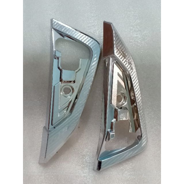 Ốp gác chân sau Sh 2020 đến SH 2023 crome trắng sáng bóng