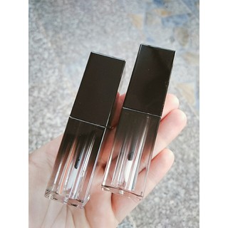 5 Vỏ son kem Vuông, đen bóng Omber