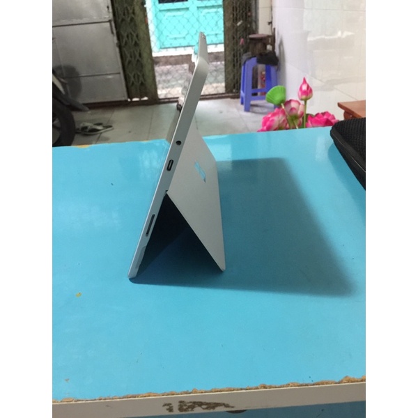 Laptop tapbet Surface Go mỏng đẹp chỉ 0,52kg zin đẹp win10 pro