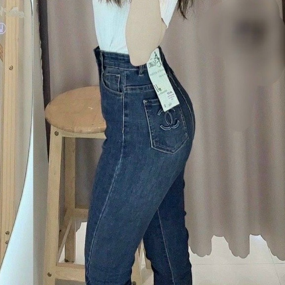 Quần Jean Nữ Lưng Cao Trơn ôm body đẹp vải co dãn cao cấp, Quần dài nữ vải denim -TFashion Shop-qn643