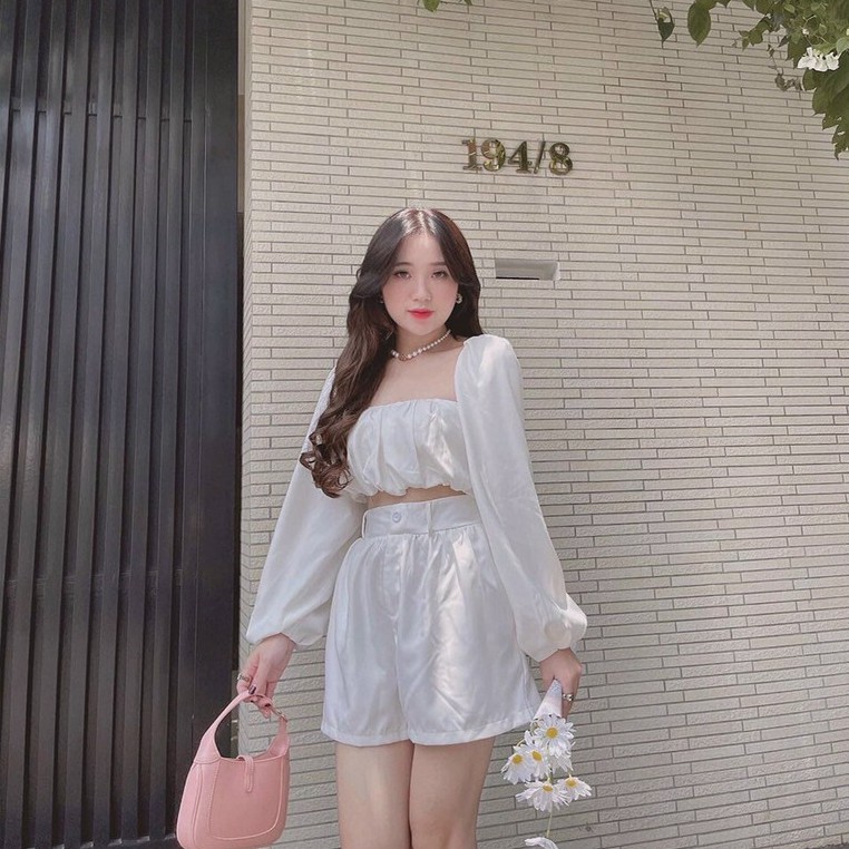 Set bộ áo croptop kèm quần đùi siêu cute cho nàng dễ thương cho nàng năng động đi biển đi chơi công sở