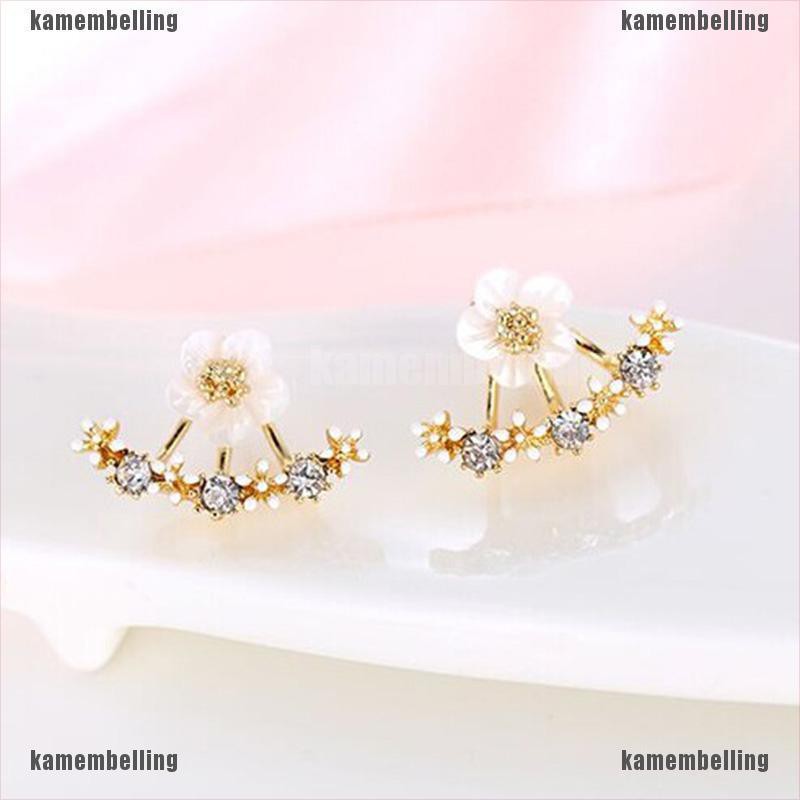 Bông Tai Hình Hoa Cúc Đính Pha Lê Dễ Thương Dành Cho Nữ