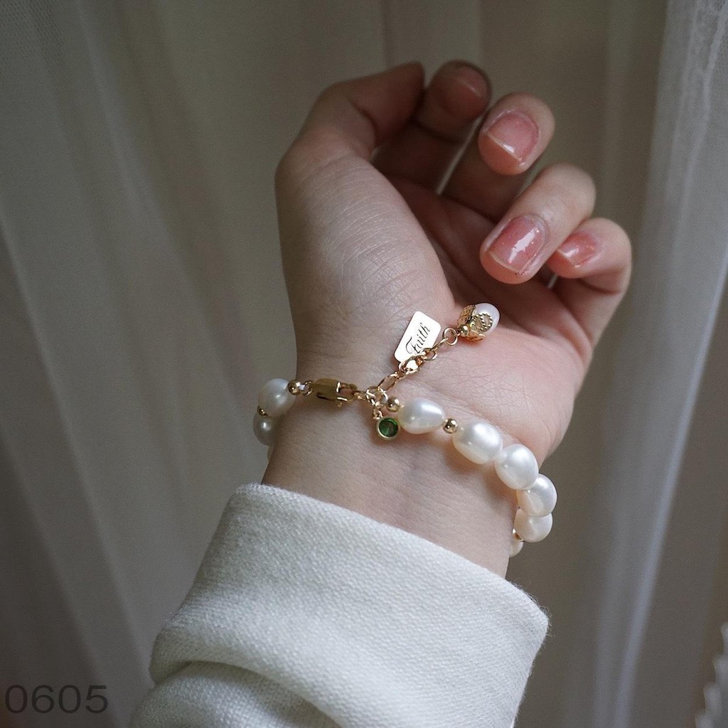 Vòng tay nữ Eleanor Accessories ngọc hetian sang trọng đơn giản phụ kiện trang sức đẹp