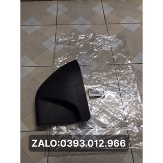 ỐP BẬC LÊN XUỐNG MAZDA BT50