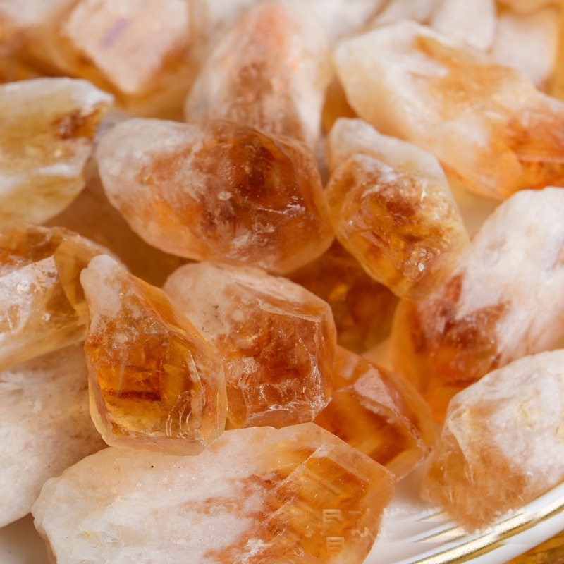 Mầm đá thach anh Vàng (Citrine) may mắn, đá thanh tẩy trong Tarot, Reiki, thiền định, phong thủy