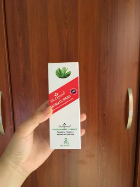 💥 Big sale 💥 Dung dịch vệ sinh Phụ nữ Biocharm