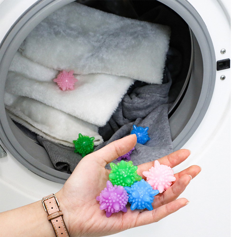 Quả cầu gai giặt quần áo giúp quần áo giặt được sạch sẽ và thơm hơn