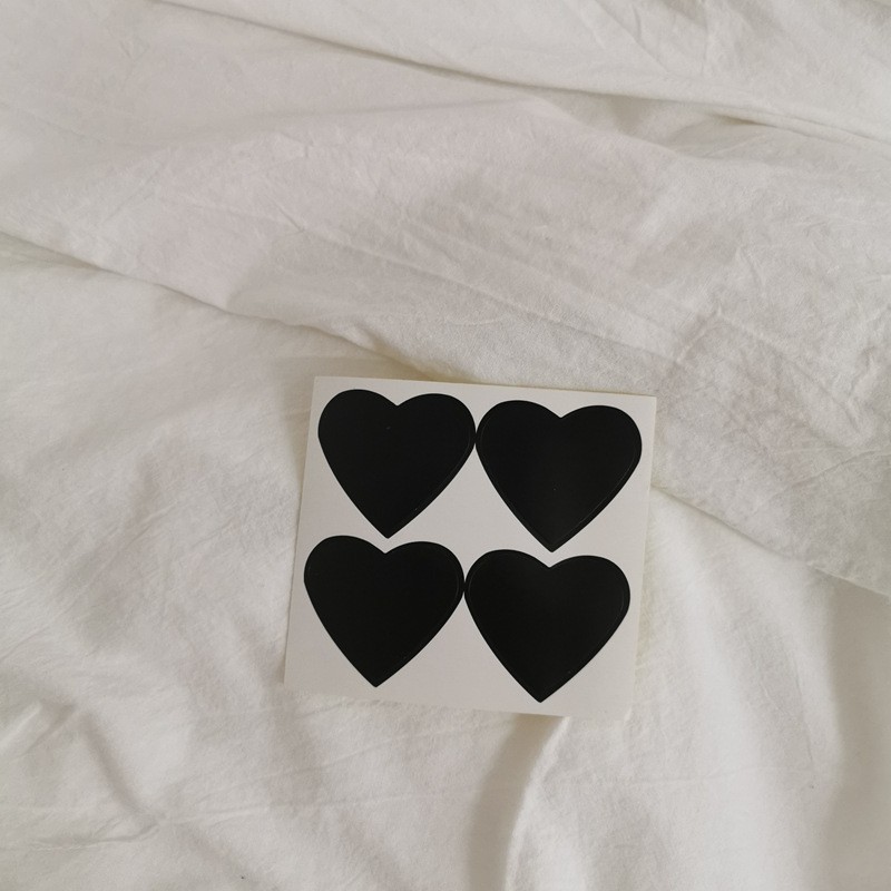 Miếng dán hình trái tim trang trí đa dụng