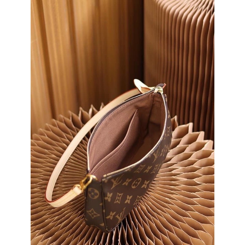 Túi kẹp nách lv size21cm fullbox chất da ngả mầu và mềm khi sd