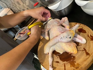 KÉO CẮT GÀ